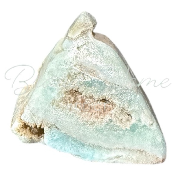 Blue Calcite Pyramid - Picture 4 of 7